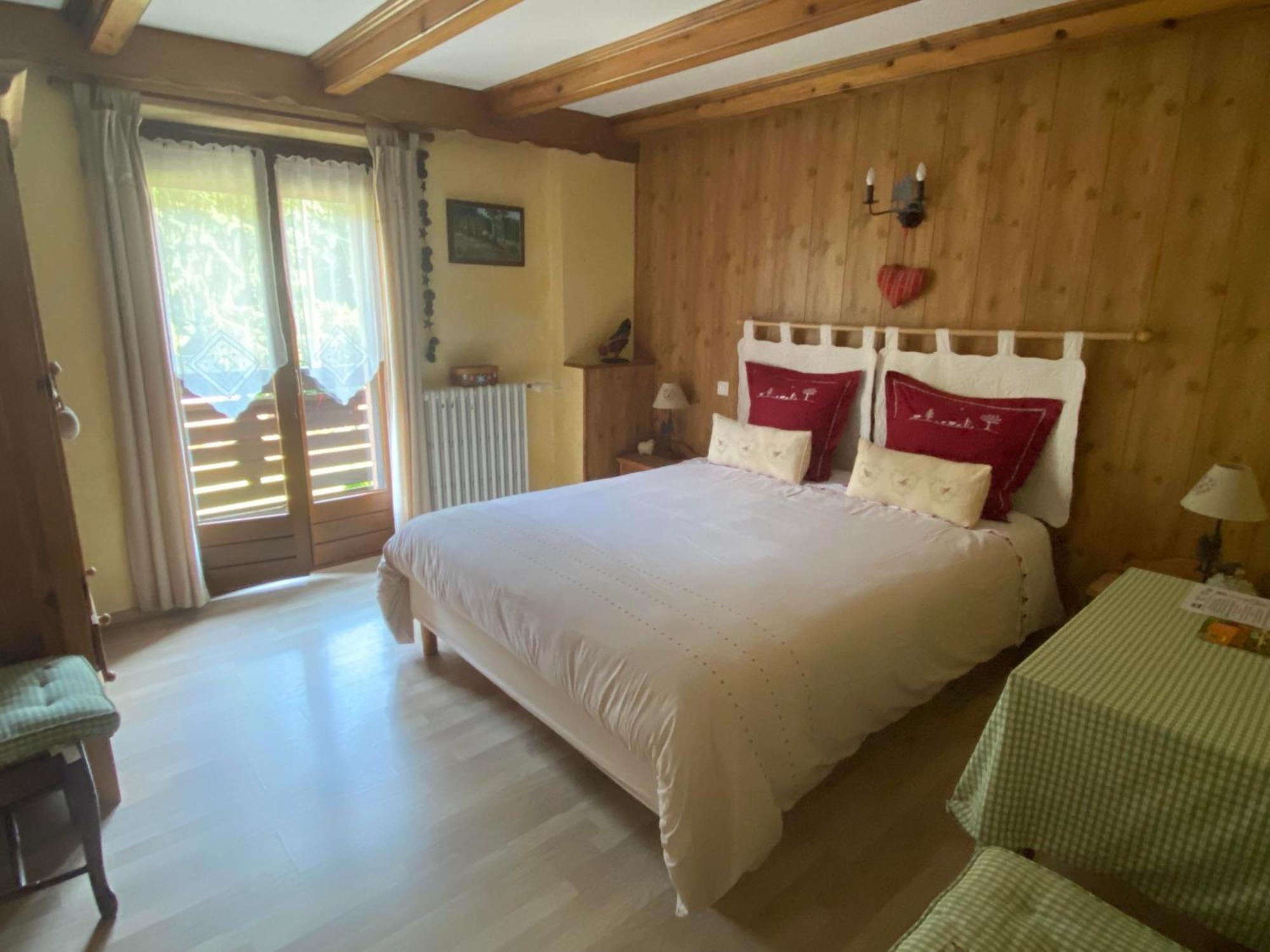 Chambres D'Hotes Des Cascades St-Nicolas Kruth Ngoại thất bức ảnh
