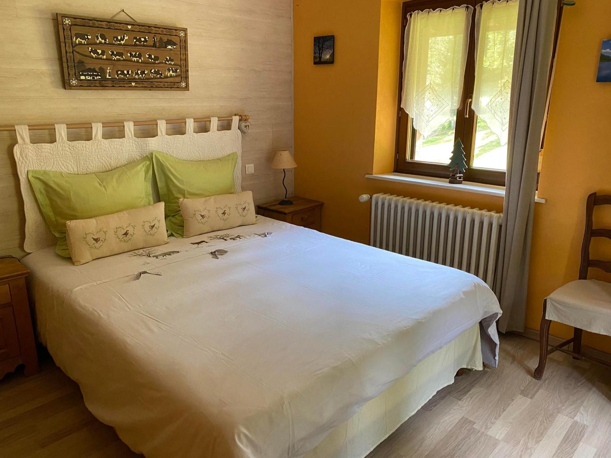Chambres D'Hotes Des Cascades St-Nicolas Kruth Ngoại thất bức ảnh